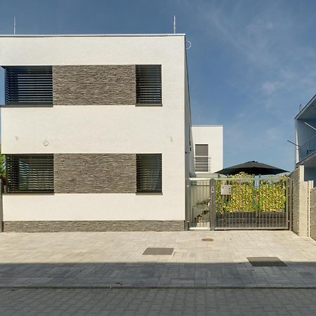 Milan&Eva Apartment Svätý Jur Екстериор снимка