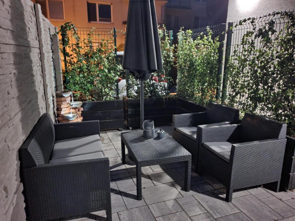 Milan&Eva Apartment Svätý Jur Екстериор снимка