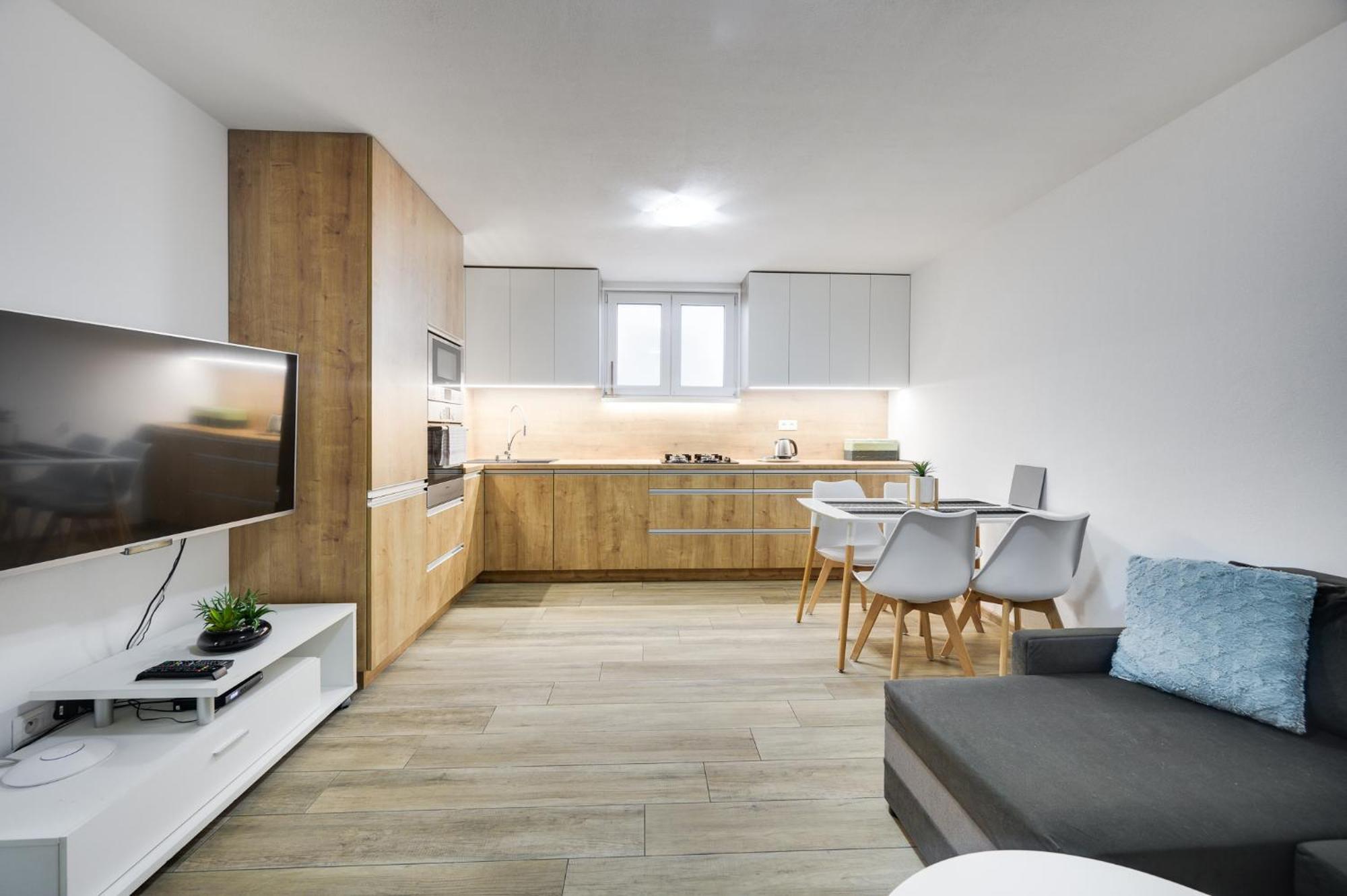 Milan&Eva Apartment Svätý Jur Екстериор снимка